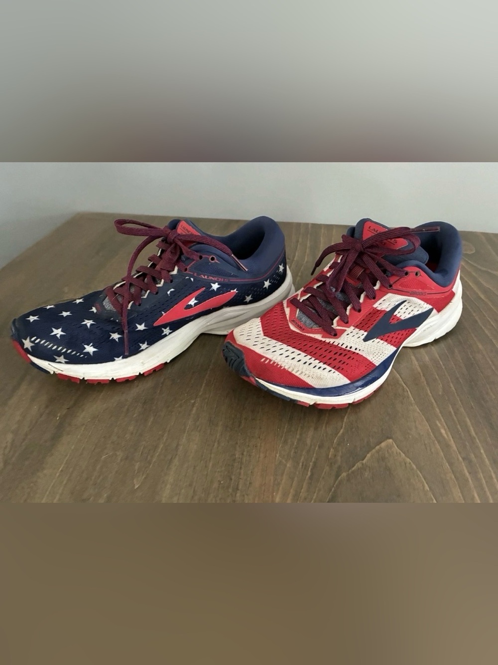 Brooks Launch 5 Running Shoes USA Stars & Stripes Womens 8